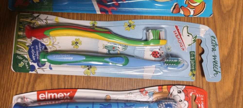 Дитячі зубні щітки 3-6 років