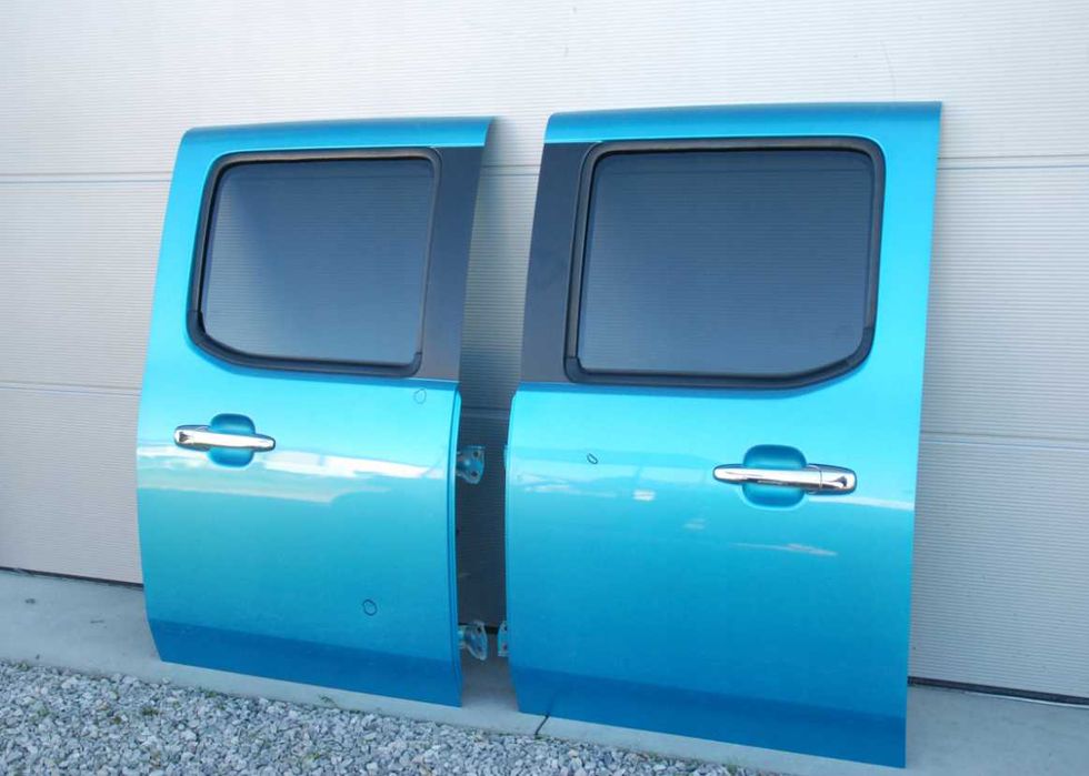 Двері задні Ford Ranger III форд ренжер розборка дверь