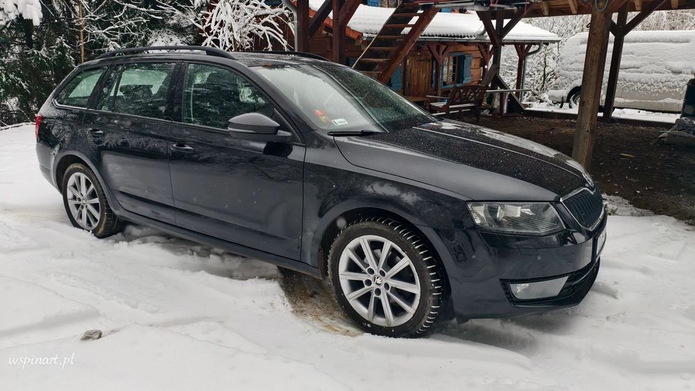 Skoda Octavia Octavia III Kombi 4x4, w jednych rękach prawie od nowości