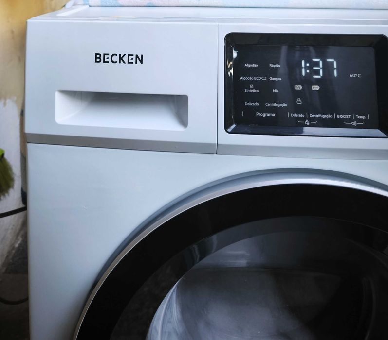 Máquina de lavar roupa Becken A+ (entrega)