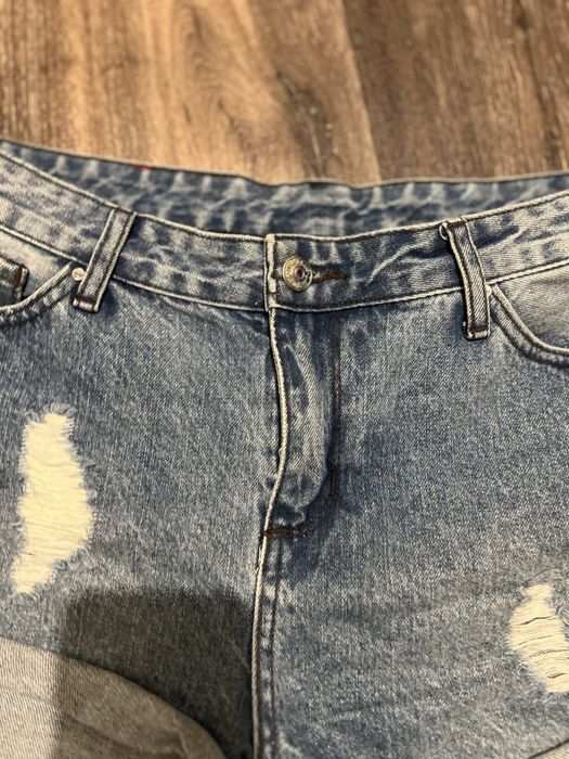 Жіночі джинсові шорти