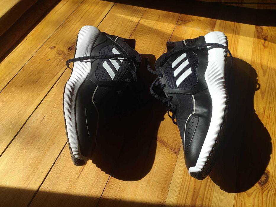 Adidas ClimaWarm Bounce u rozmiar 46 i 3/4 nieużywane