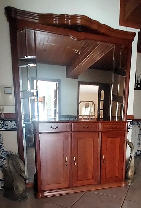 Sapateira com espelho