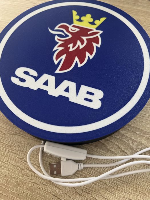 Painel luminoso Saab