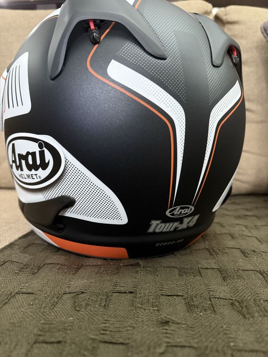 Capacete Arai Tour X4