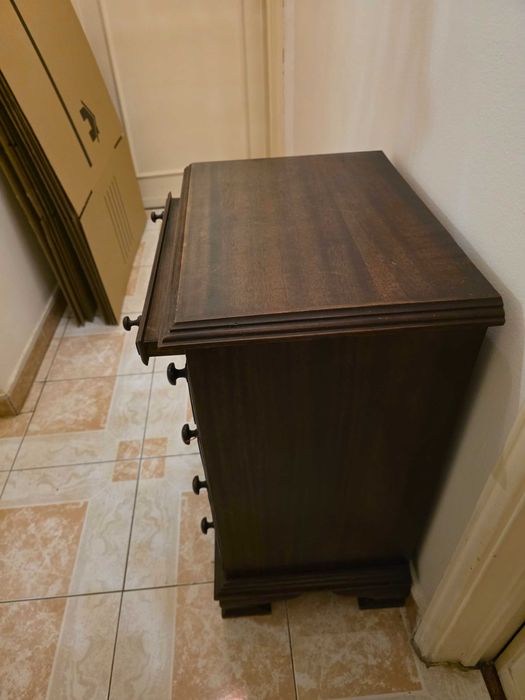 Camiseiro em mogno maciço antigo