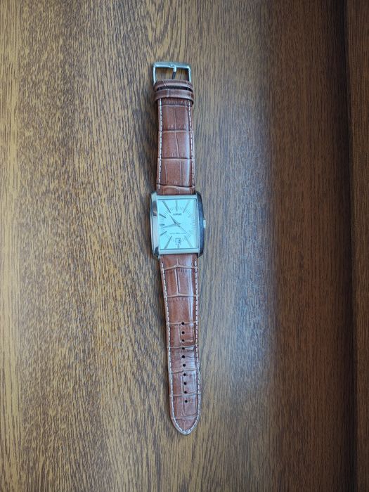 Kwarcowy zegarek LORUS! Stan Wzorowy, Pasek ze skóry naturalnej