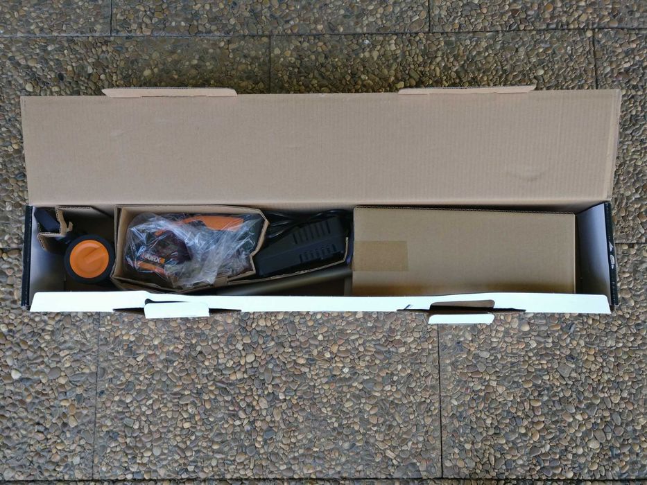 Worx Tesoura de relva e corta-sebes sem fios 20 V WG801E.3