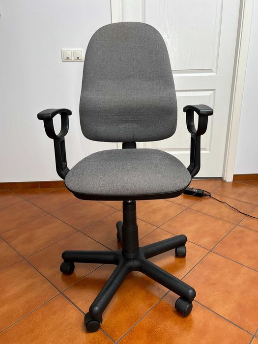Fotel biurowy PRIMA - NOWY STYL