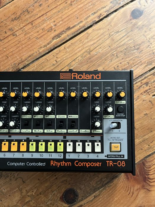 Roland TR-08 Drum Maschine