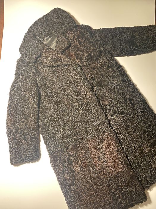 Futro damskie naturalne, karakuły, rozm. M stan idealny