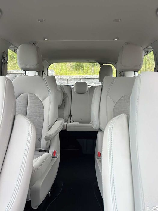 Chrysler Pacifica hyb      2018