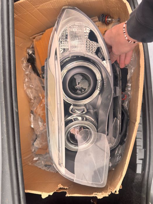Lampa BMW E82 Lewa Przód uszkodzona