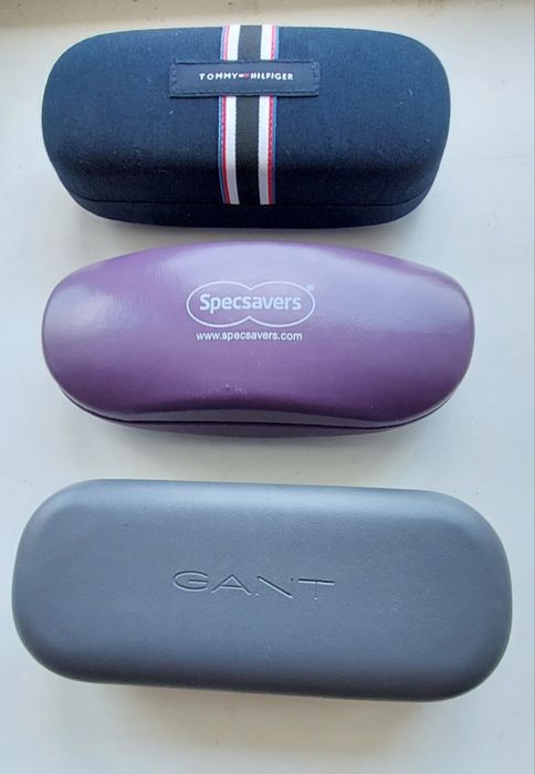 Футляры для очков