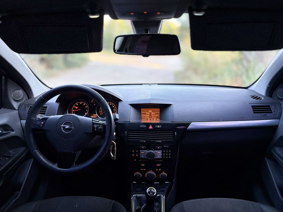 Opel Astra H 2009