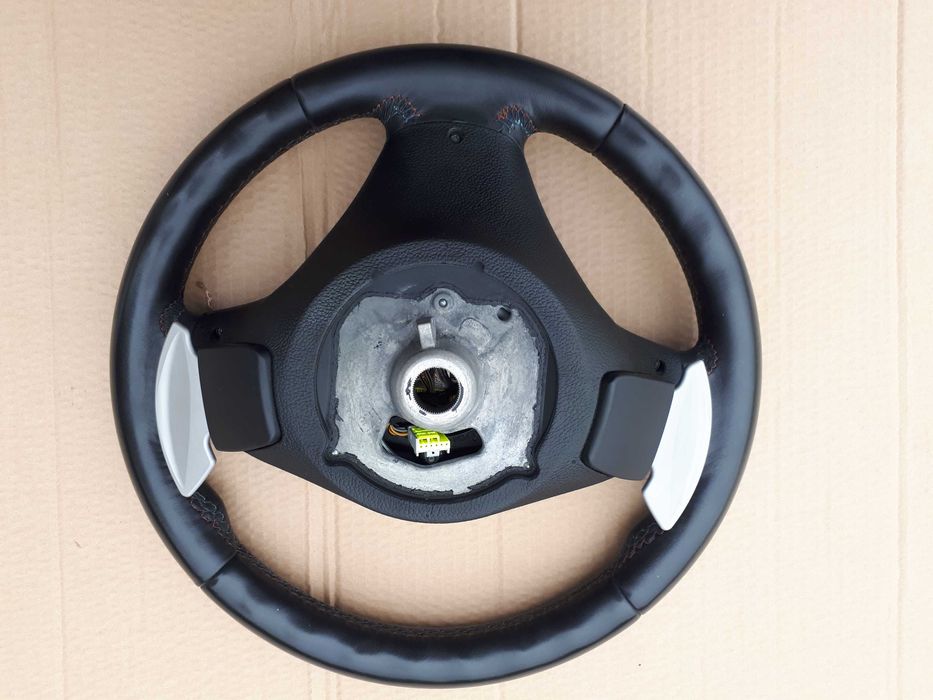 Kierownica Skórzana z Łopatkami bmw m3 e92 e93 e90 v8 4.0 420km