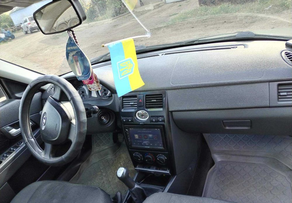 ВАЗ пріора 2070...