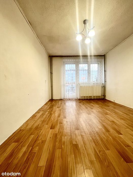 Mieszkanie na pierwszym piętrze z balkonem, zadbany budynek!