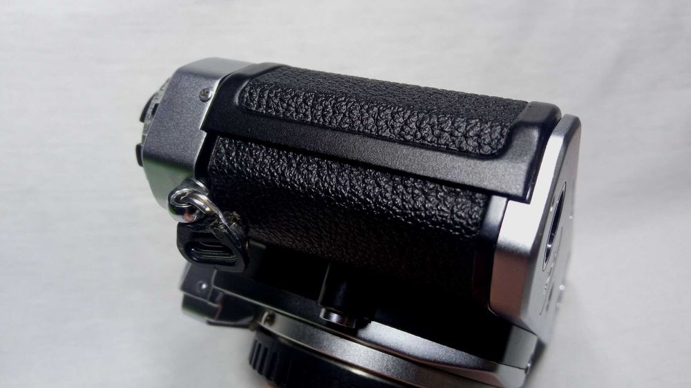 Nikon FE комплект боди