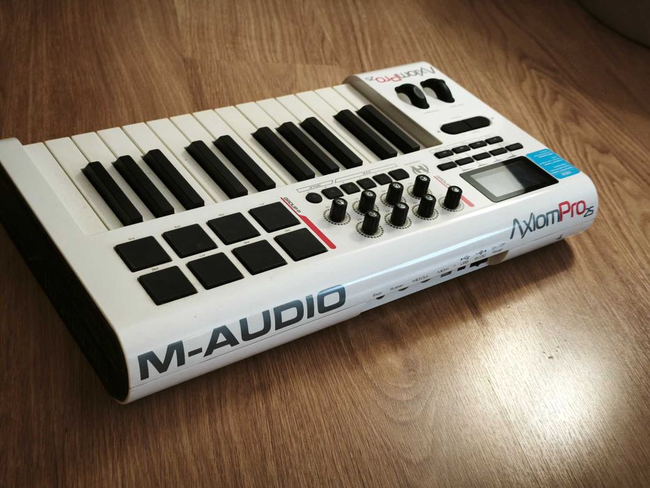 M-Audio Axiom Pro 25
