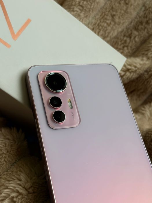 Чудовий телефон Xiaomi 12 Lite 6/128 в Хорошому стані