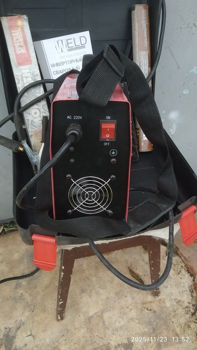 Инверторный сварочный аппарат.