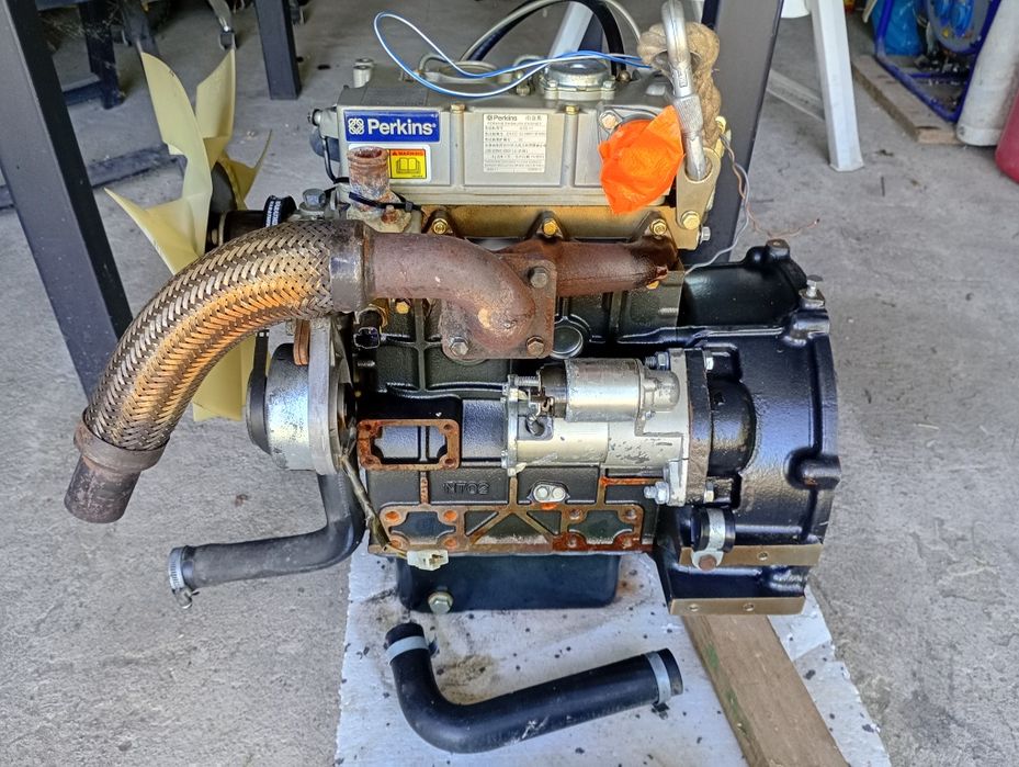 Silnik Perkins 403d-11 mini  koparka agregat kompresor