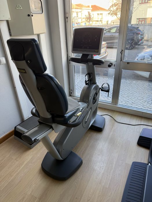 Bike reclinada Technogym