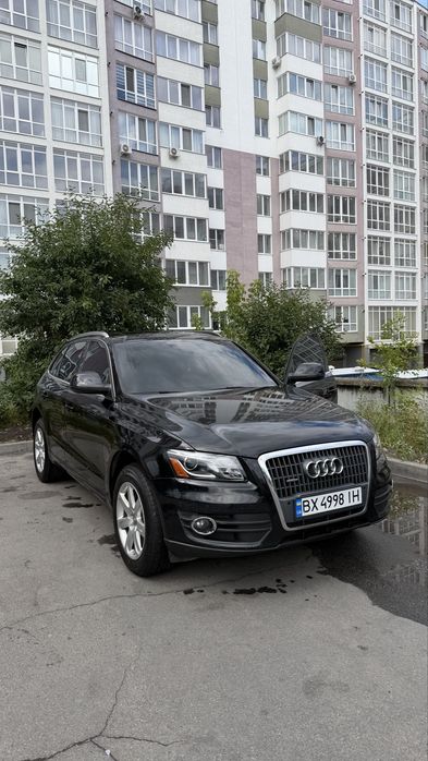 Продам Audi Q5 2012