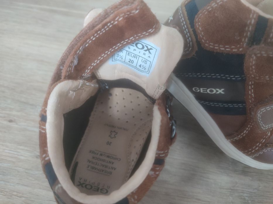 Botas GEOX bebé menino. NR. 20