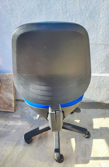 Cadeira de Escritório Ergonómica Azul – Ajustável