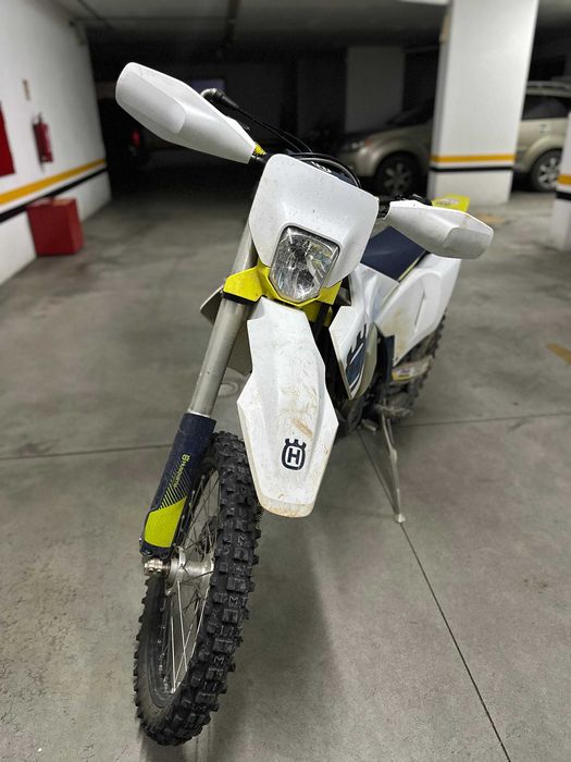 Vendo ou troco Husqvarna 450 fe 2024