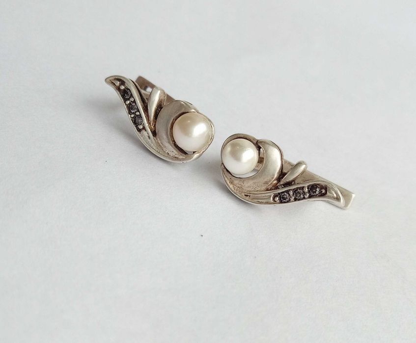 Сережки серьги срібло 925 проба. Перлинки (жемчужини)