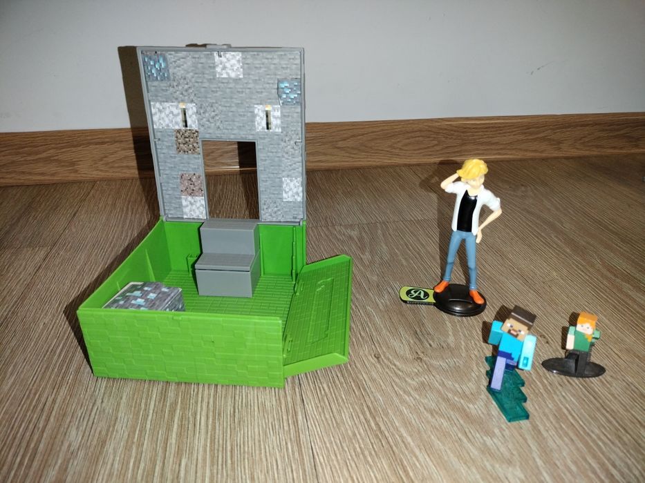 Sprzedam figurki Minecraft