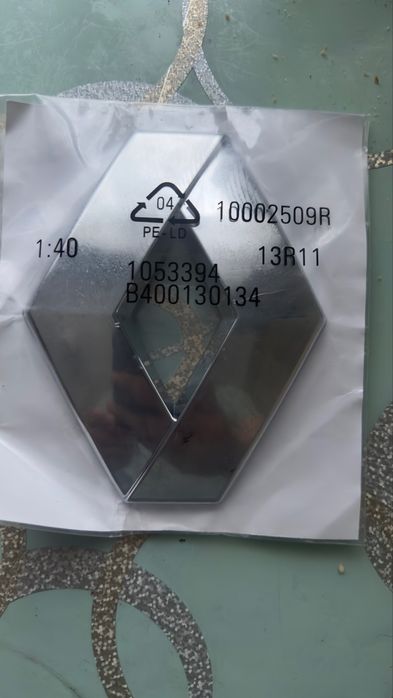 Логотип Renault на передний бампер на модели Clio, Logan и другие