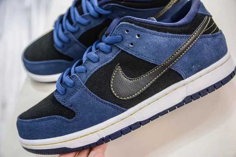 Nike_Dunk_SB_Granatowy_R. 39