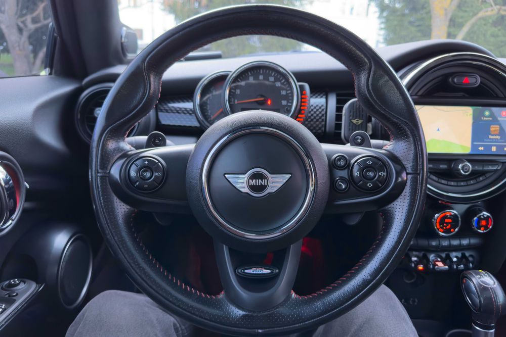 Mini Cooper S F56S 2014 carplay, harman kardon. jcw кермо