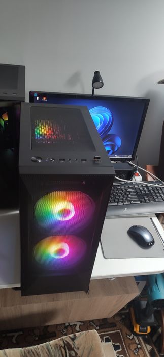 Komputer Ryzen 7 2700x 16gb ram 256gb M2 256gb ssd  1tb HDD  rx58