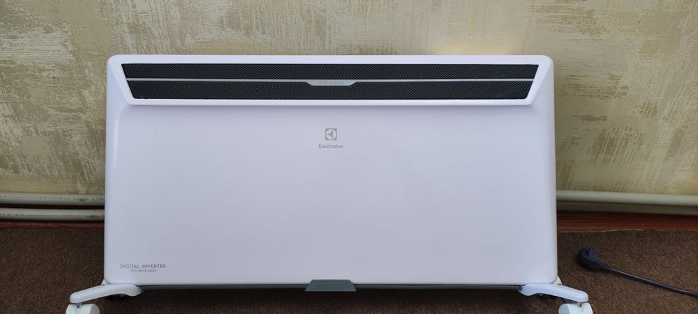 Продам обігрівач Electrolux