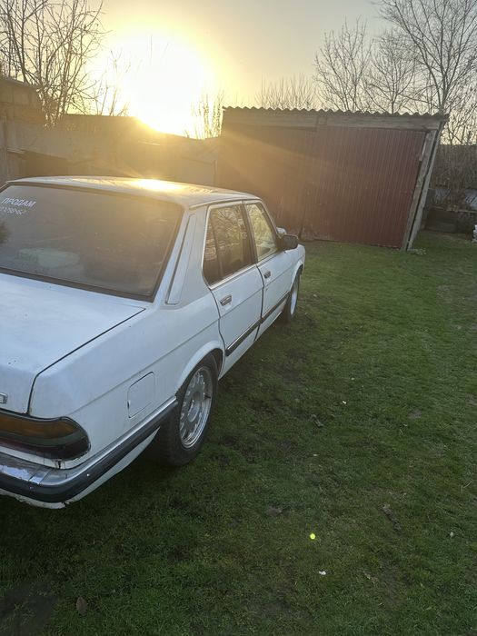BMW e28 2.5 паук 1000$ без торга