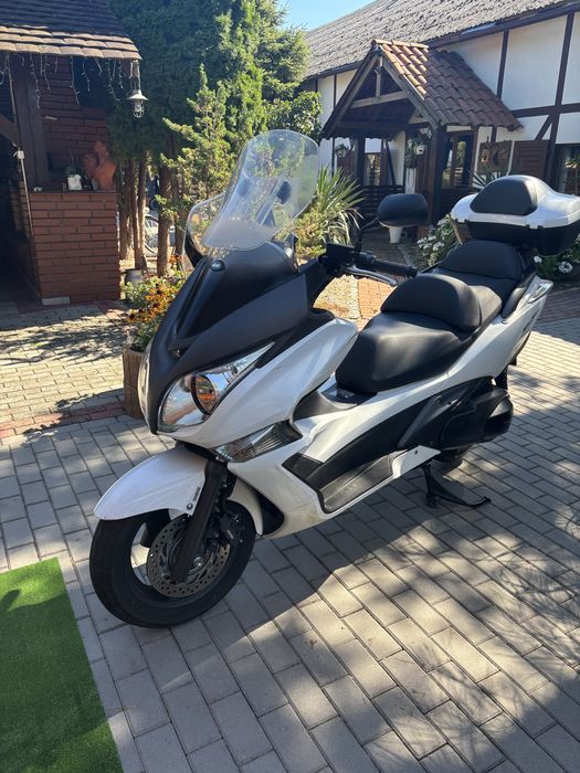 Skuter Honda SW-T400