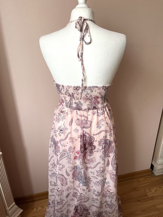 Sukienka z odkrytymi plecami boho hippie na wesele na wyjście
