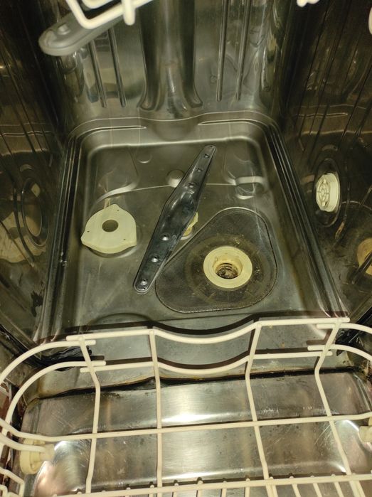 Посудомийна машинка Candy CSF 4590