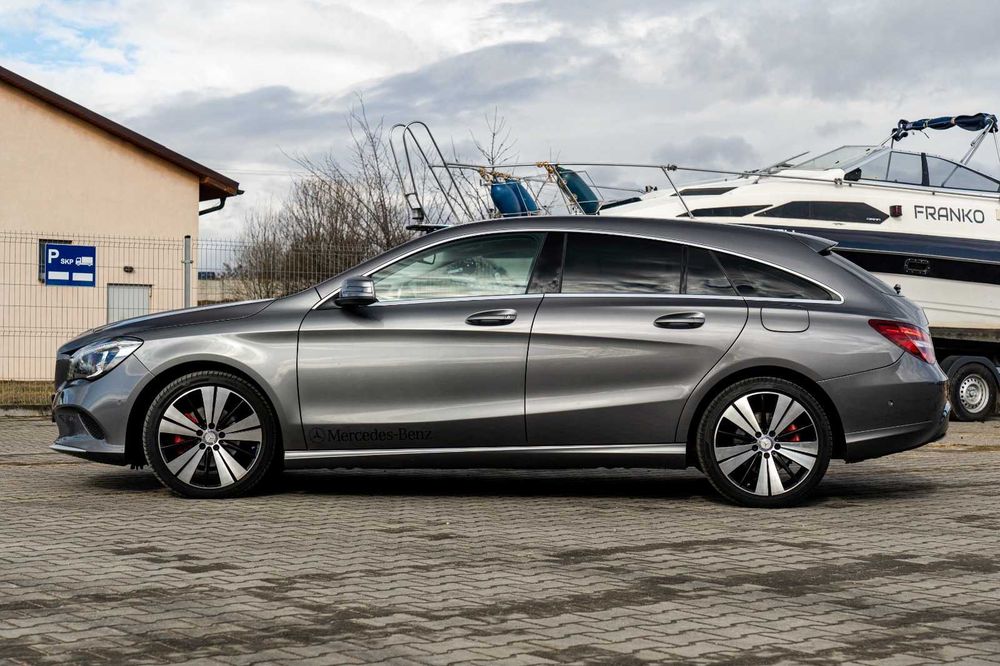 Piękny Mercedes-Benz CLA