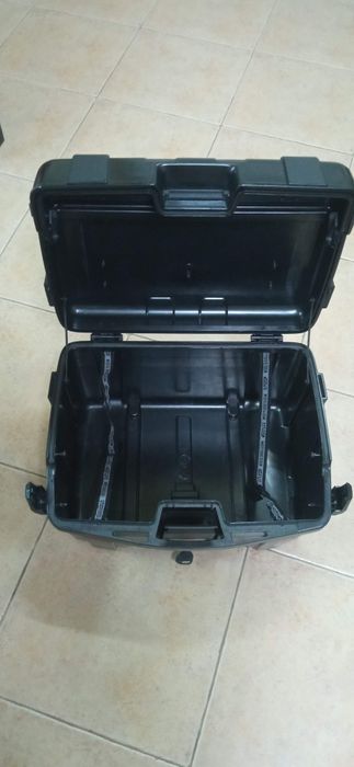 Givi TRK b 46  c/suporte