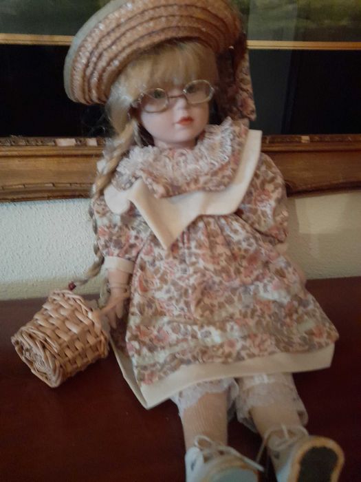 Bonecas de porcelana