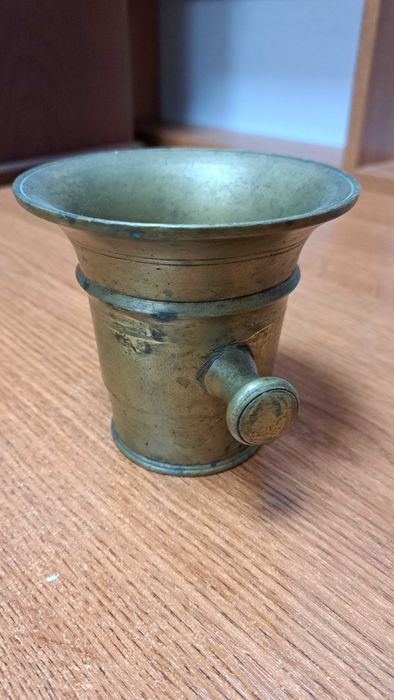 Antyczny Moździerz Metalowy – Rękodzieło, Kolekcjonerski (87)