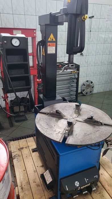 Montażownica monterka opon Hofmann monty 3300 2 speed 400v