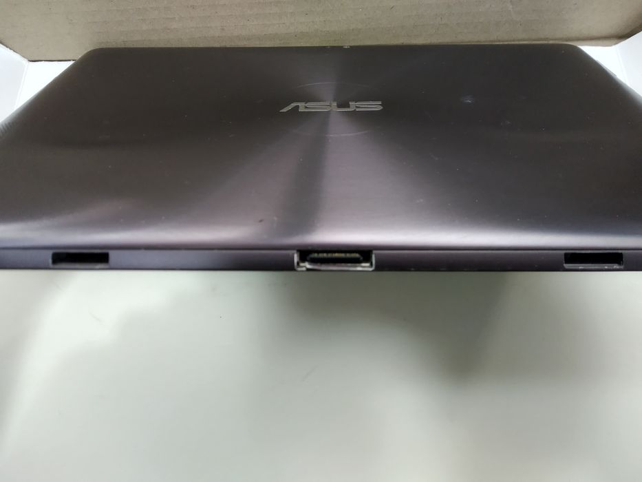 Планшет Asus Transformer  TF201