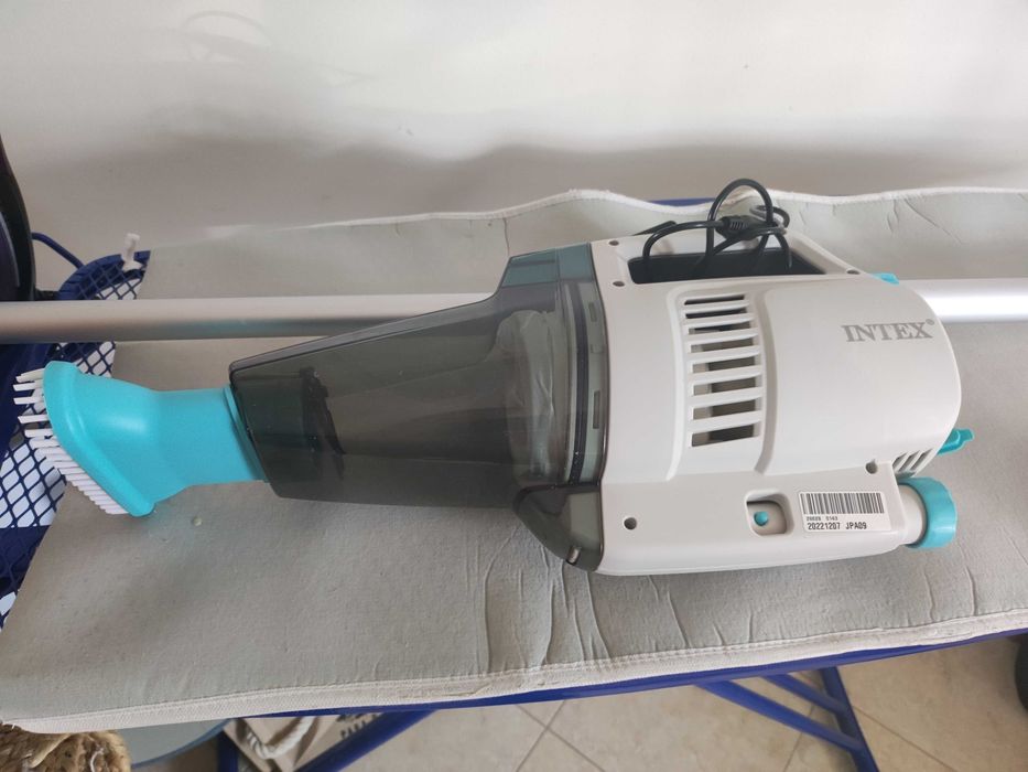 Aspirador de piscina manual